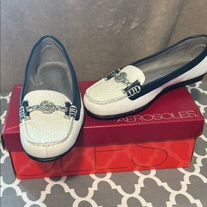 AEROSOLES White and Black Flats with Nautical Design